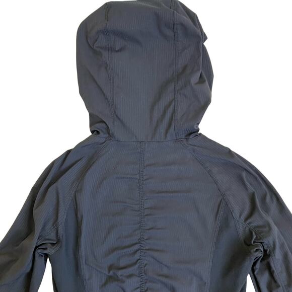 Lululemon Sz 4 In Flux Jacket Black Hooded Track Jacket Fitted Running Active - Picture 13 of 16